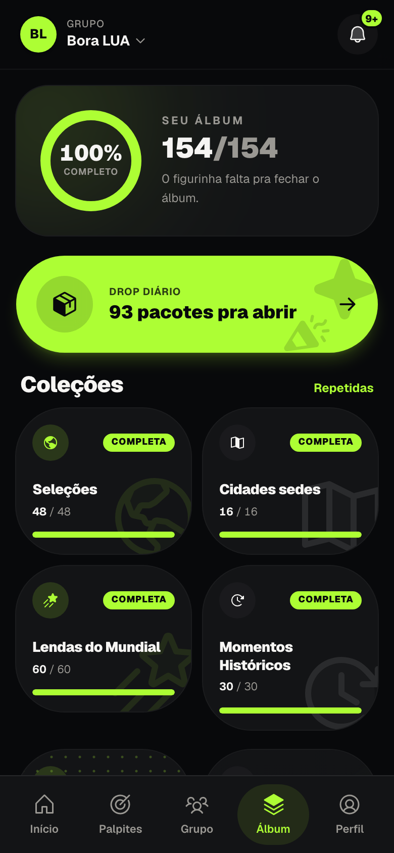 Álbum de figurinhas 100% completo com as coleções da Copa